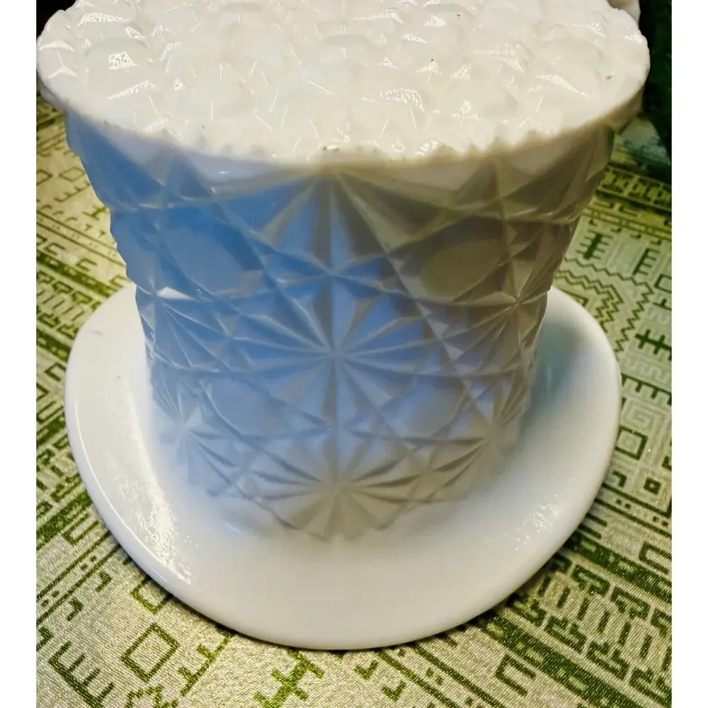 Vintage Milk Glass Top Hat Vase 4.5” Pressed Starburst Geometric Pattern